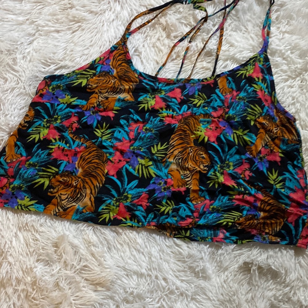 Tiger crop top